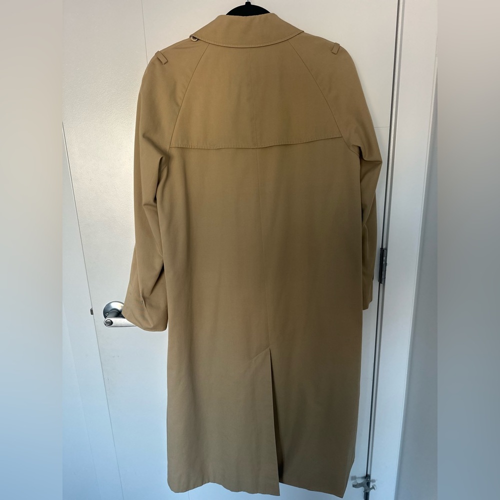 Vintage Aquascutum London Trench Coat | Classic Beige | Checked Lining - Picture 10 of 17